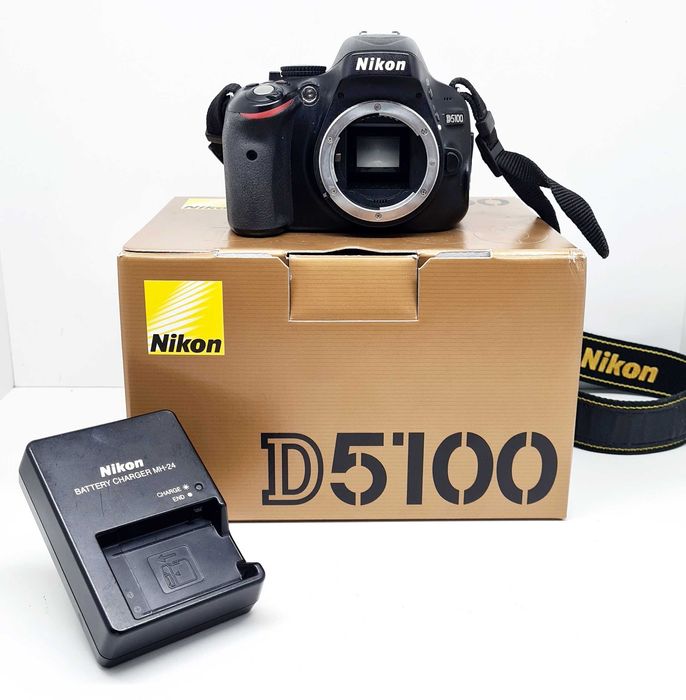 Lustrzanka NIKON D5100 korpus