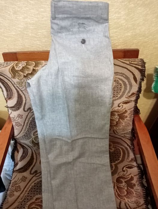 Мужские стоковые летние брюки