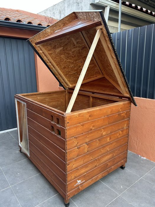 Casota XXL “Nova” Casotas e Companhia com Pavimento CPL e Porta lamelas