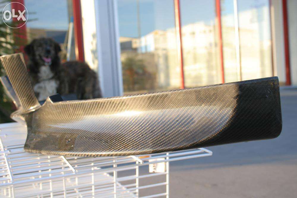 Lip/ splitter carbono para-choques Original Sport BMW E87 (série 1)