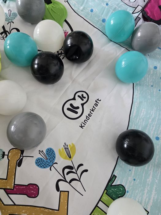 Duża Mata Edukacyjna 4W1 Play Activity Gym kinderkraft kulki zabawki