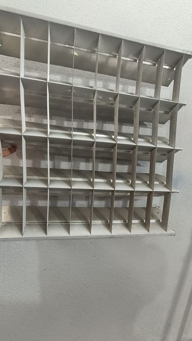 Iluminação para garagem, oficina, escritório