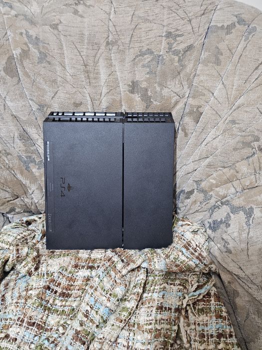 Playstation 4 Fat
