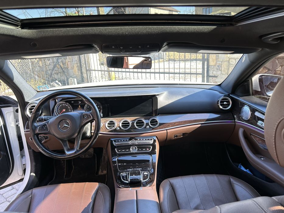 Mercedes E300 W213 4matic 2017 ідеал