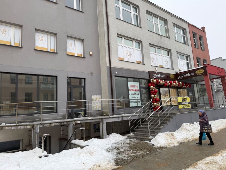 Lokal handlowo usługowy, ściśłe centrum,parter