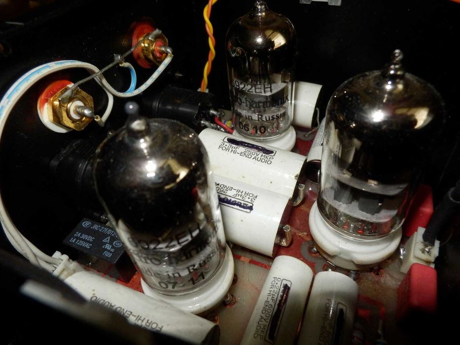 TwinSound CD-200T (XLR, lampy 3 x 6922)