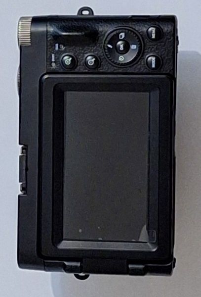 Camera64729760987649121