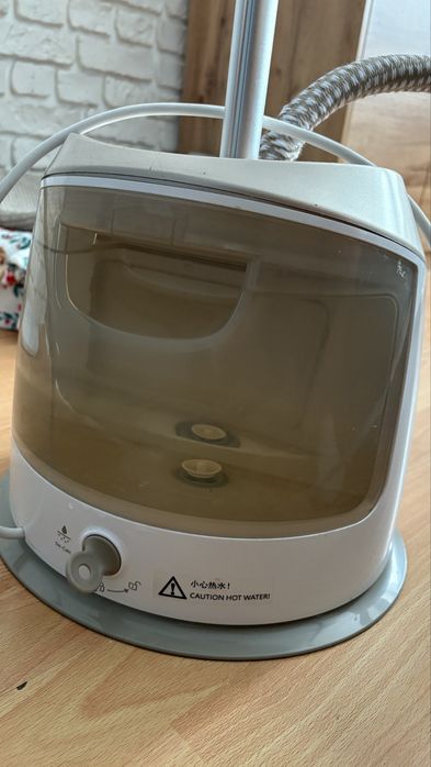 Відпарювач для одягу Philips