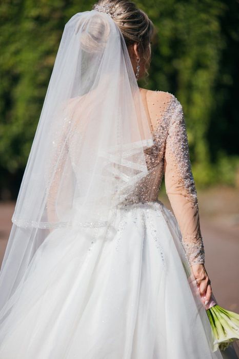 Продам ніжну весільну сукню KADENS