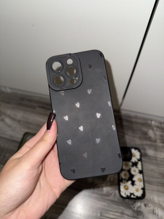 Etui case iPhone 14 Pro Max czarne serca