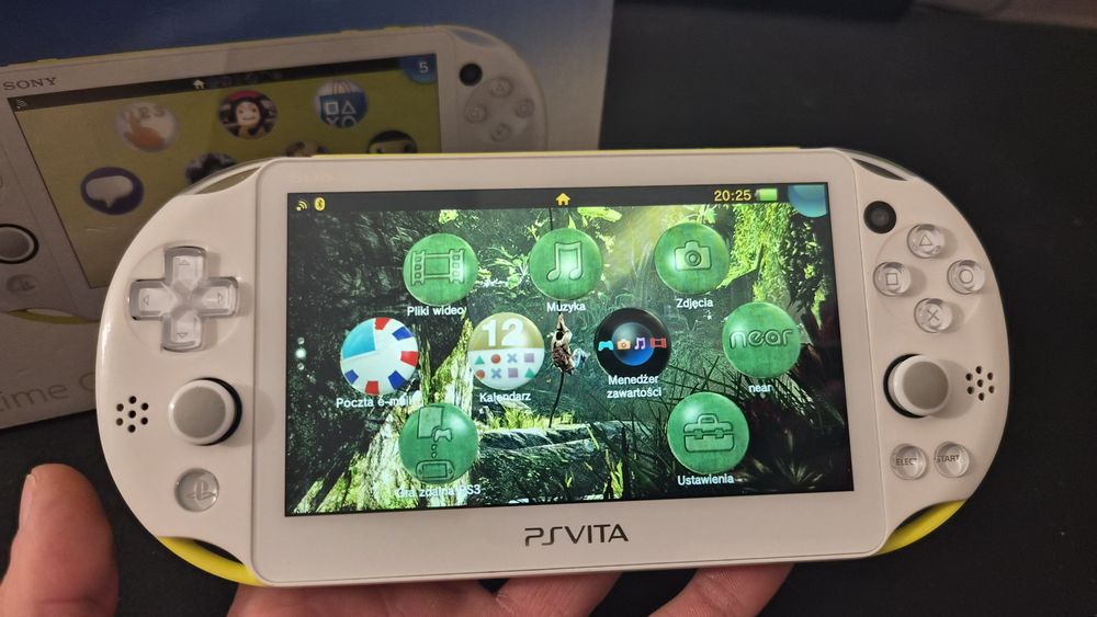 PS Vita Slim PCH-2000 Lime Green/White | Japońska | Idealny Stan