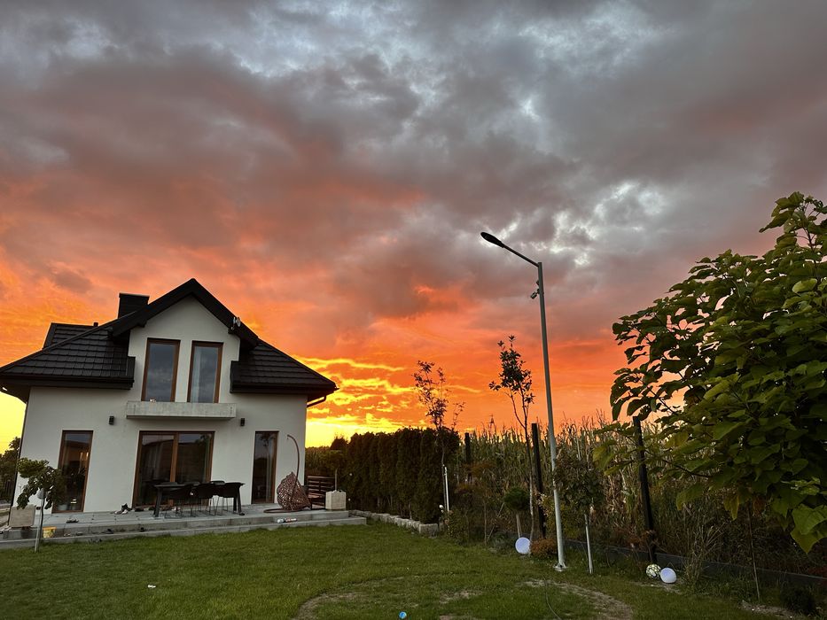 Dom 170 m2 z działką 8 tys m2+garaz 90m2