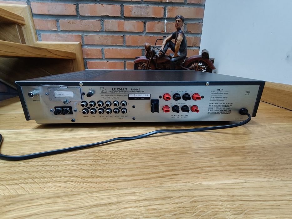 Amplituner Luxman R5045