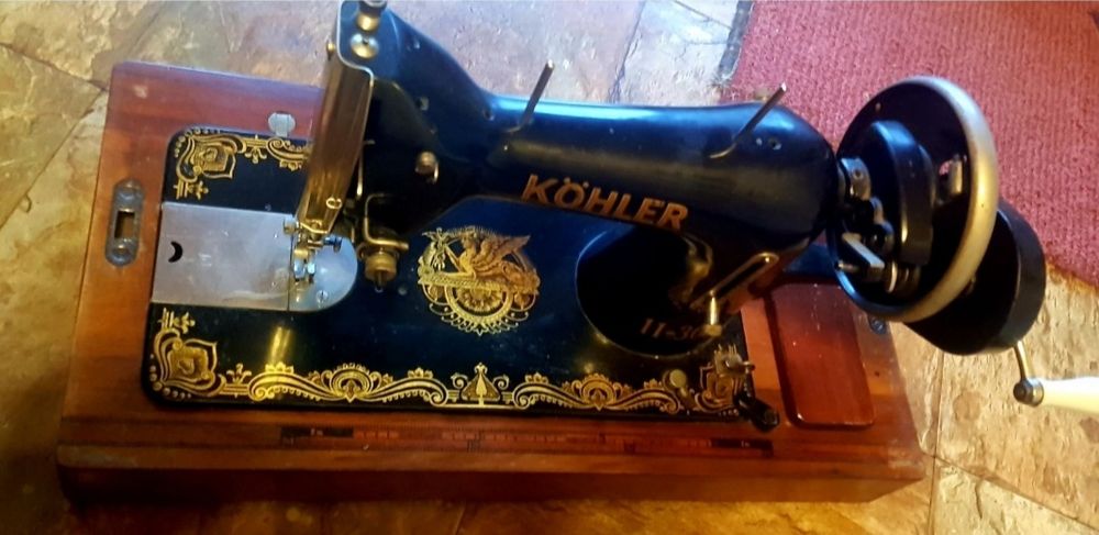 Продам немецкую швейную машину. 
В отличном рабочем состоянии.