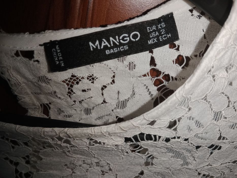 Bluzka damska z Mango