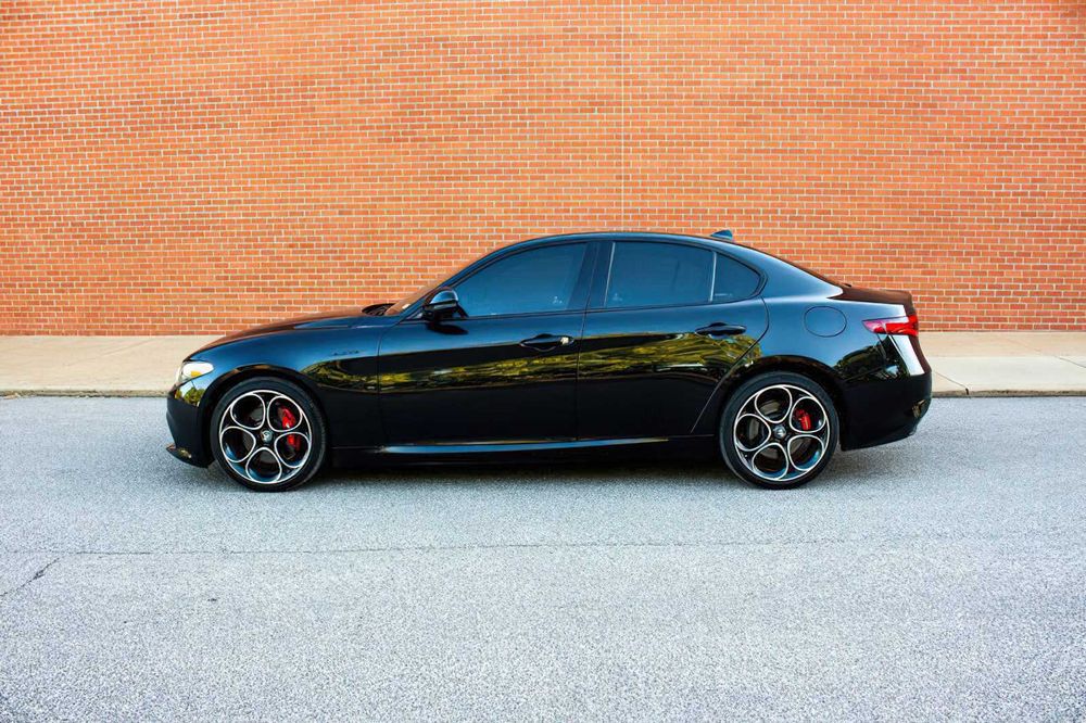 Alfa Romeo Giulia Veloce      2022
