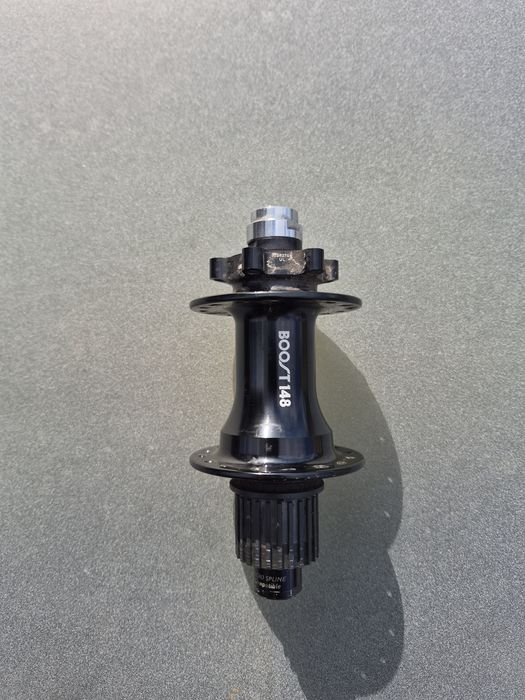 Piasta bontrager  boost 12/14