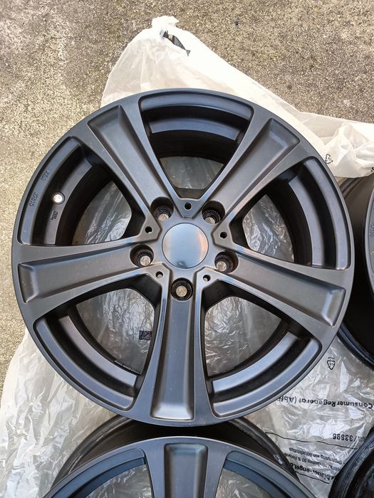 Jantes R 16.  114.3×5