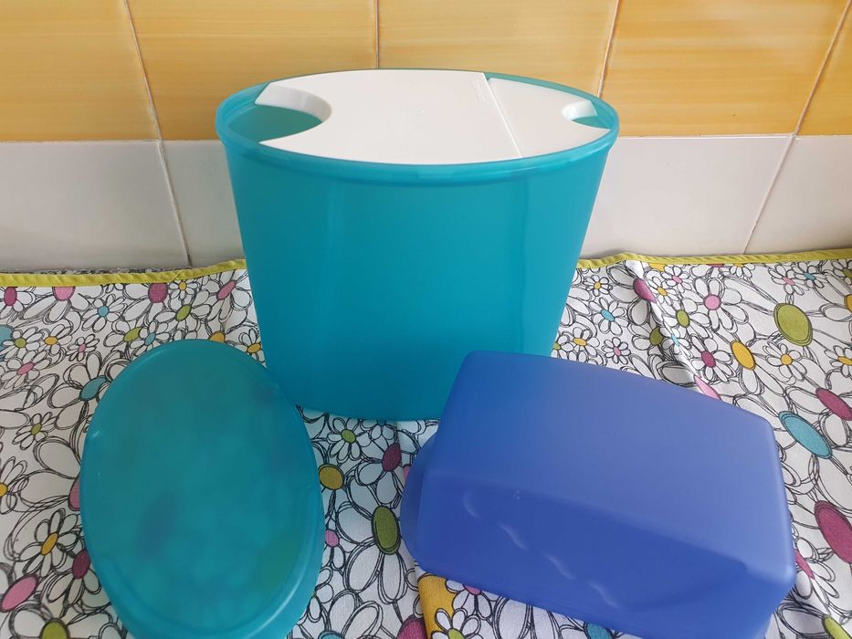 Manteigueira e caixa para cereais da Tupperware