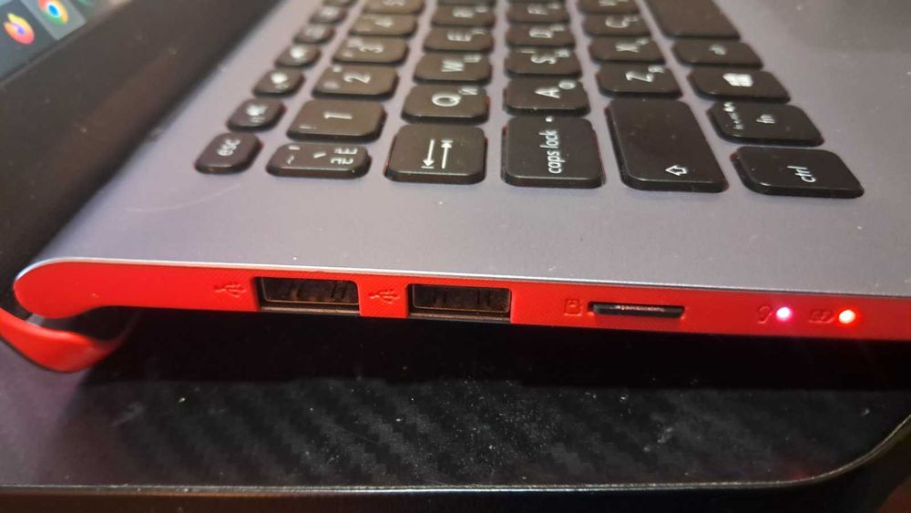 Ультрабук Asus VivoBook X430UN