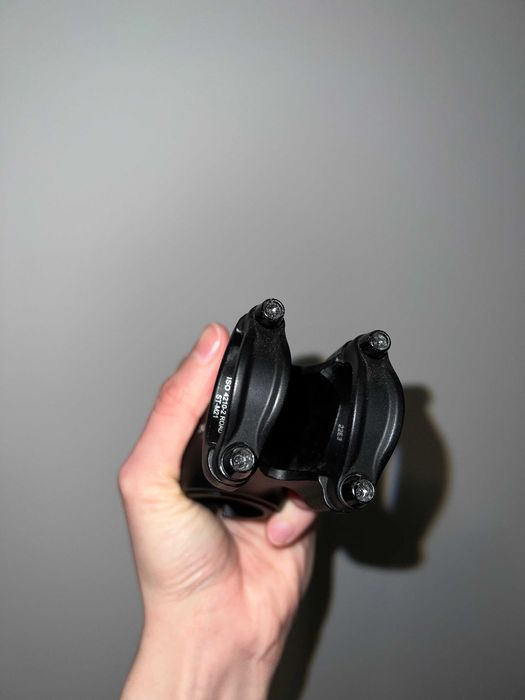 Rowerowy mostek amortyzowany XLC ANTISHOCK 100/31,8mm 6°