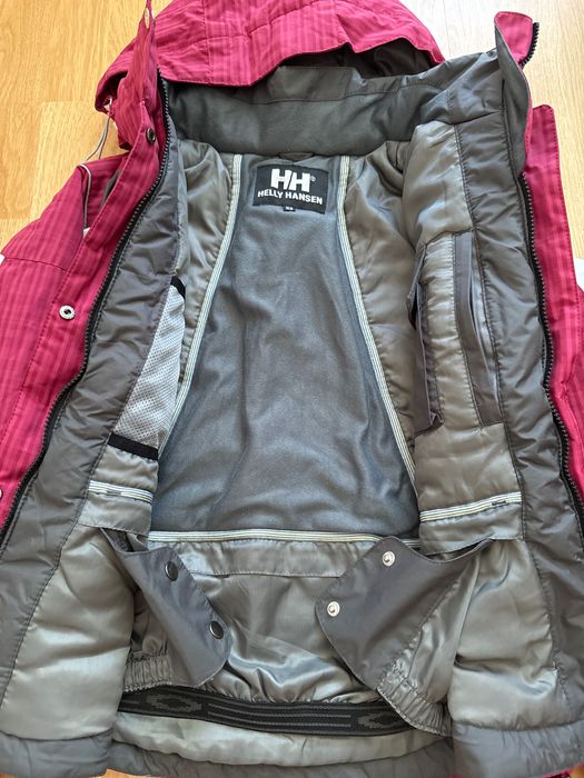 Лижна зимова куртка Helly Hansen Xs: 2 700 грн. - Спортивные