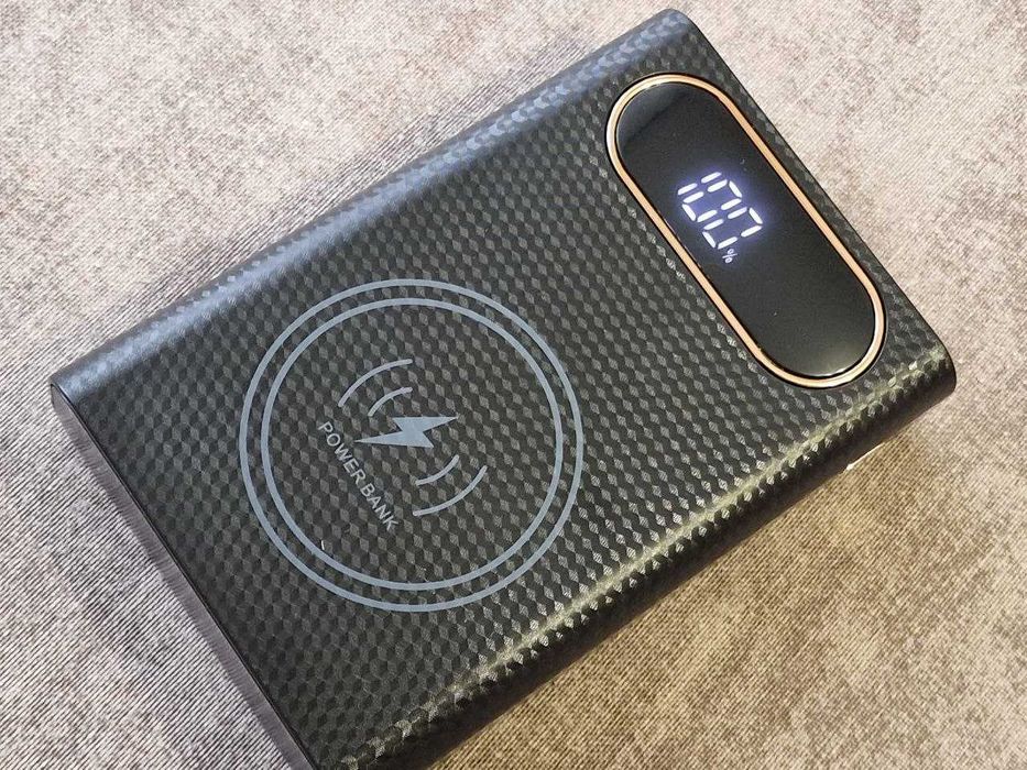 Повербанк три в одном GPS трекер фонарик 20000mAh беспроводная зарядка