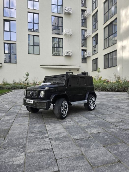 Дитячий електромобіль Mercedes-Benz G-class  чорний