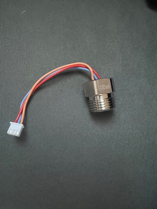 Датчик реле давления 10 бар универсальный для котлов колонок