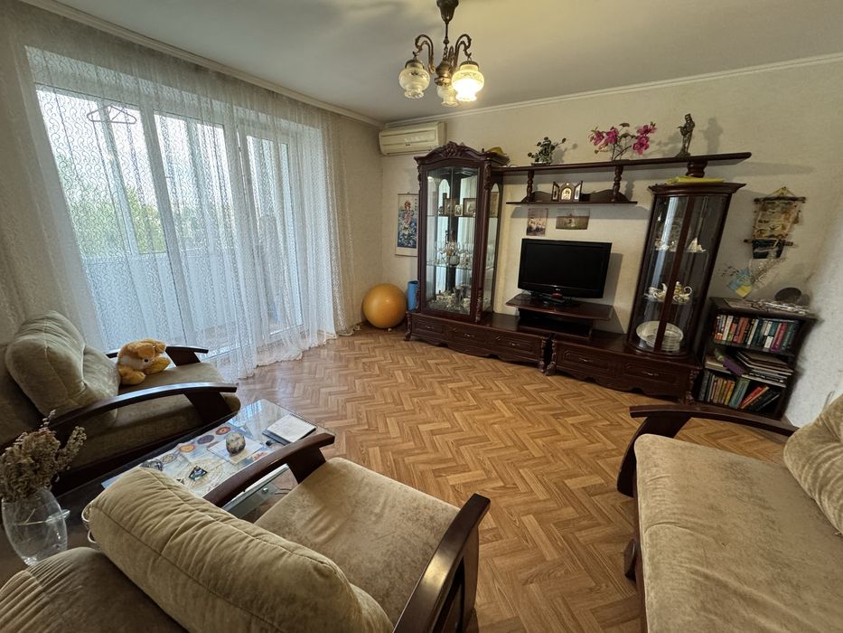 3х комнатная квартира кирпичный дом ул.Комкова