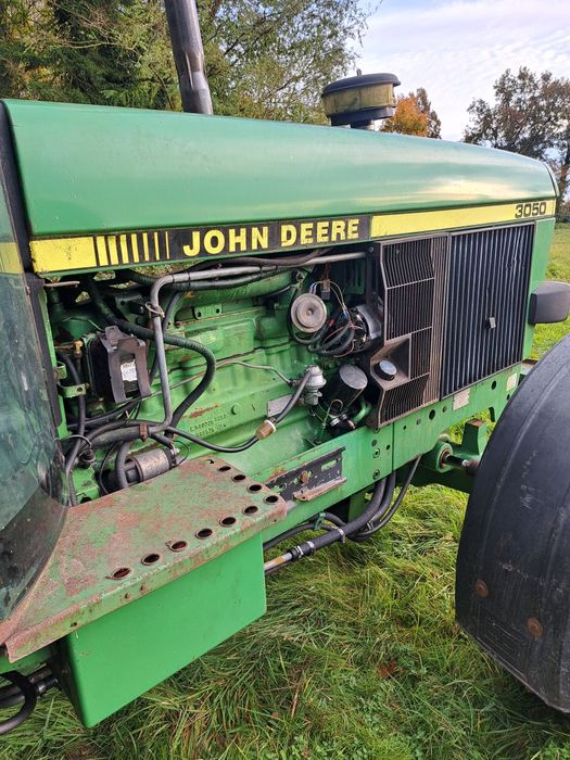 Traktor John deere 3050