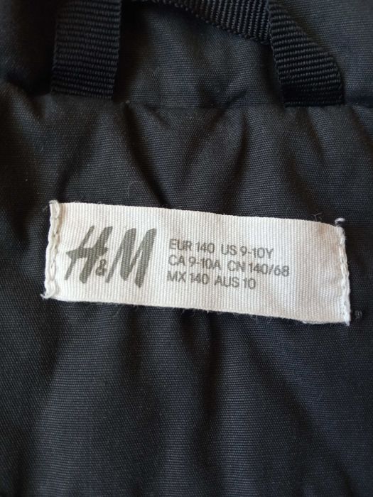 H&M  kurtka jesienna lekko ocieplana kaptur r 140