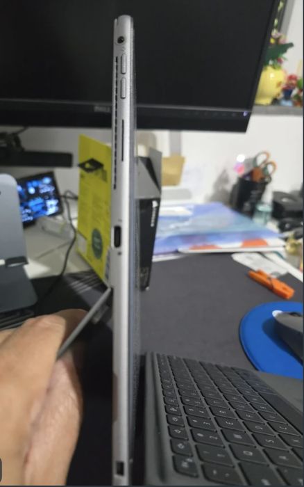 Dell 7320 2-in-1 detachable Intel I7