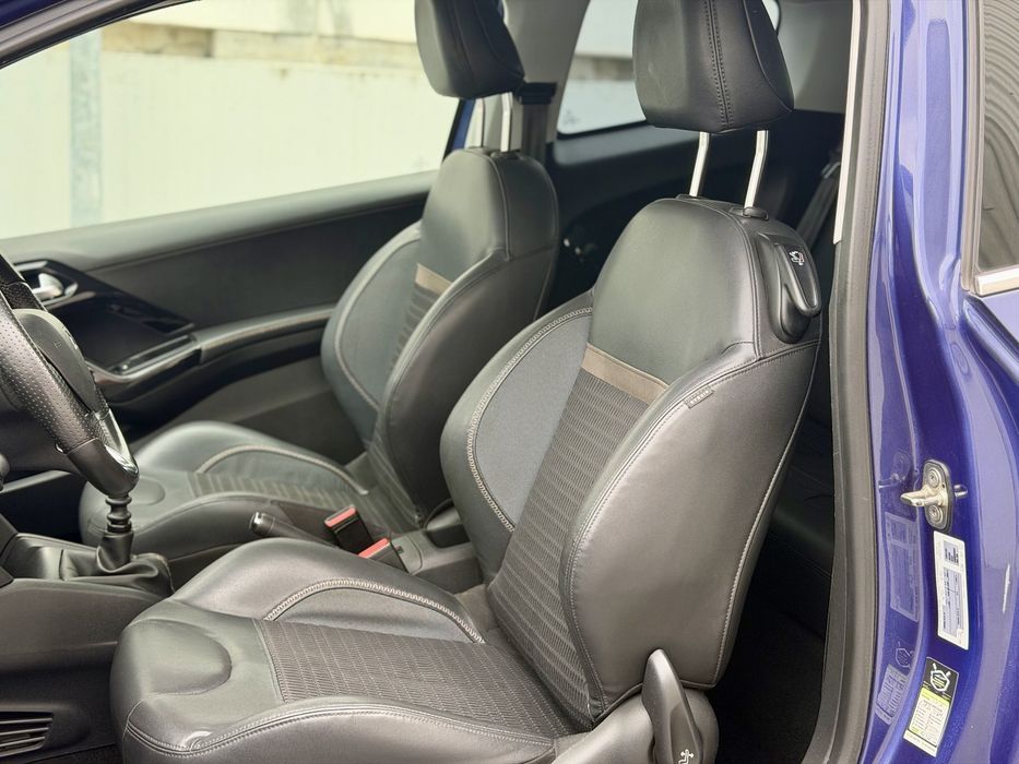 Peugeot 208 1.6 hdi Allure
