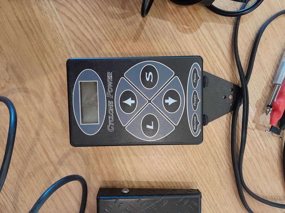 Cyclone Power + clip cord e pedal Fonte de alimentação tatuar tatuagem
