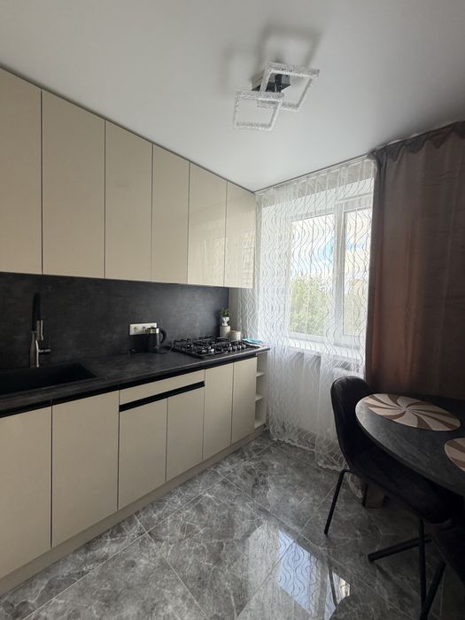 Продам 2к кв ремонт мебель техника