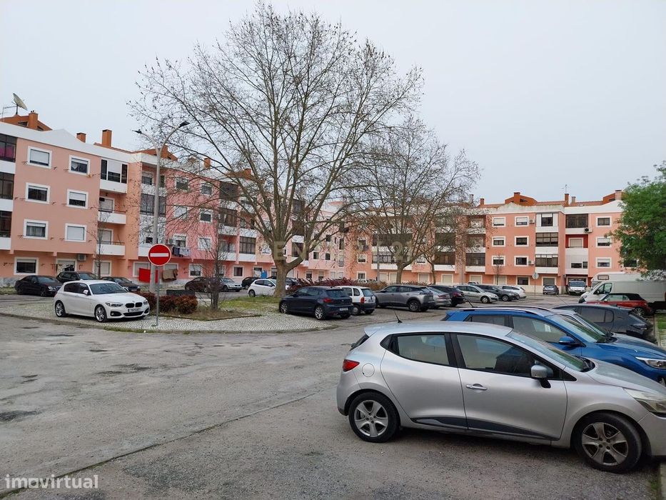 Apartamento T2 R/Chão em Pinhal Novo, Palmela - 240.000€ — Pinhal Novo, Setúbal