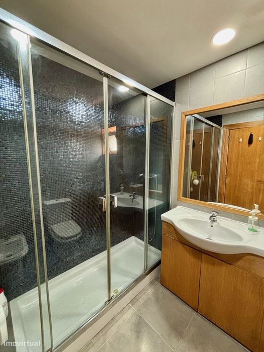 Apartamento T3 com excelentes áreas, renovado, boa exposição solar
