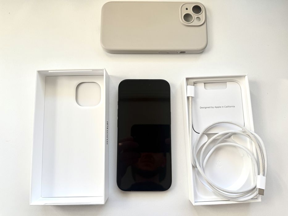 Iphone 15 128gb, zestaw + Case