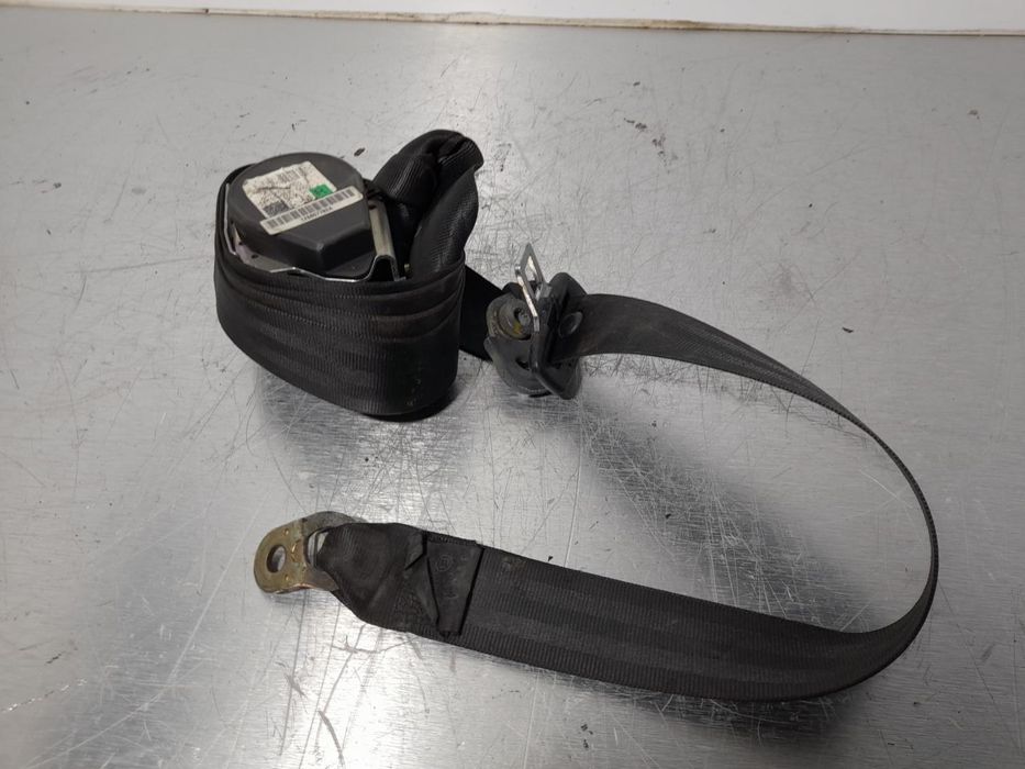 Cinto De Segurança Frente Direito Skoda Octavia Berlina 1Z3