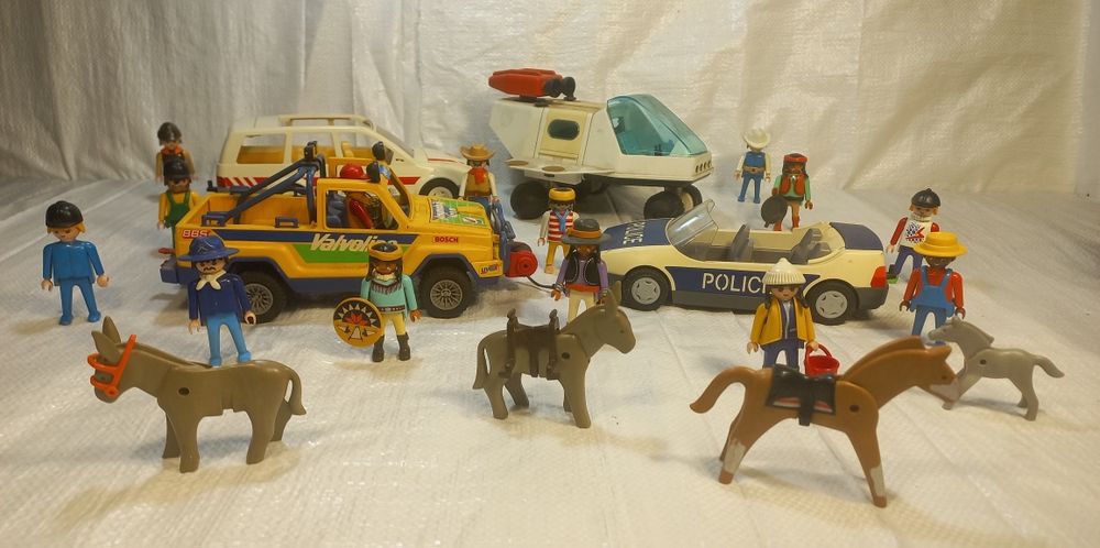 Lote playmobil, só vendo o lote.