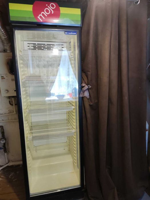 холодильник для напоїв