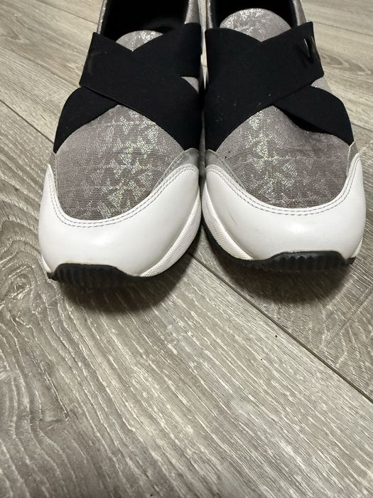 Mishael Kors зручні сліпони