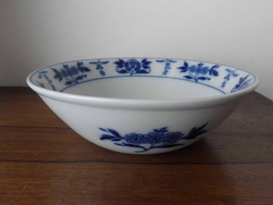 Taça vista Alegre decoração  Margão