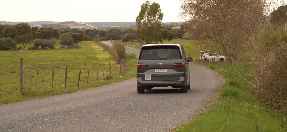 VW MULTIVAN Energetic PLUG IN HYBRID - Iva dedutivel