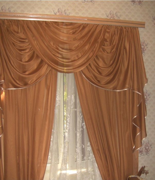 Шторы, ламбрикены.