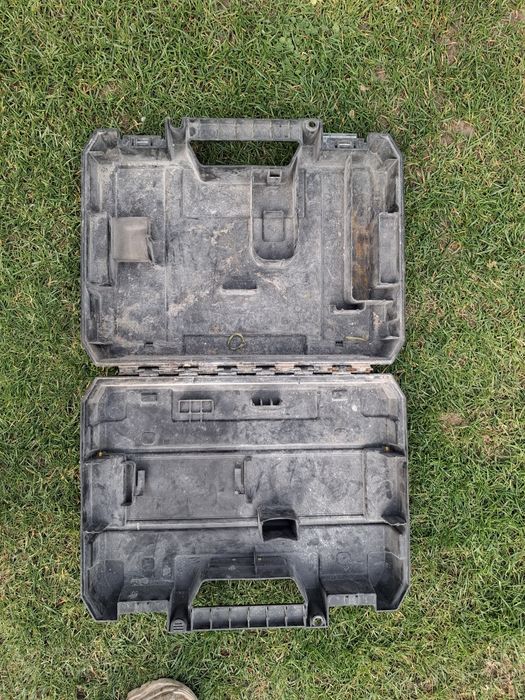 Walizka na wiertarkę Dewalt