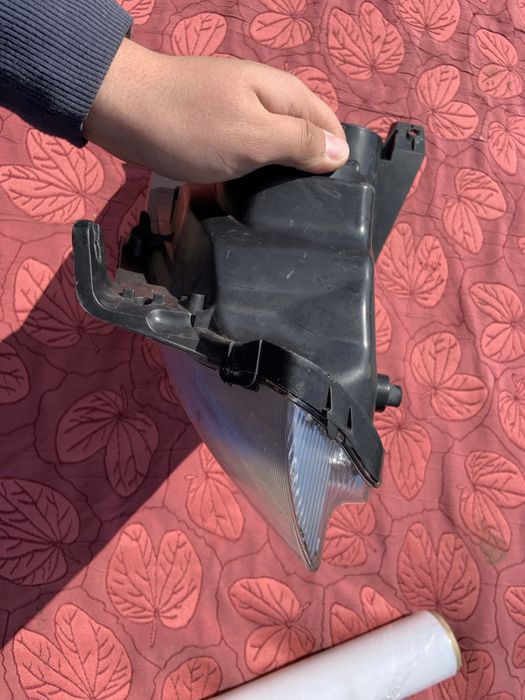 Фара передня Opel Combo 2003-2006 права