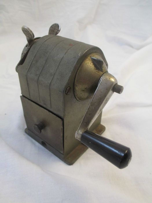 Afiadora de bancada; antiga