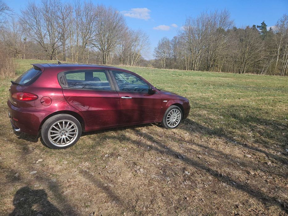 Alfa Romeo 147 1.6 TS 120 km OC PT ważne